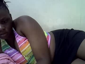 Queen_Leilla Chaturbate stream image from May 20, 2026