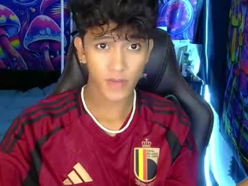Ken_Bigcockxx Chaturbate stream image from May 20, 2026