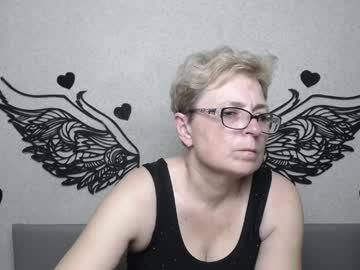 Emiliagree Chaturbate stream image from May 20, 2026