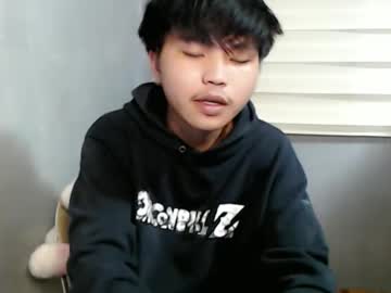 Jerwinpenas00 Chaturbate stream image from May 20, 2026