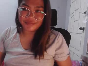 Pretty_Jewel05 Chaturbate stream image from May 20, 2026