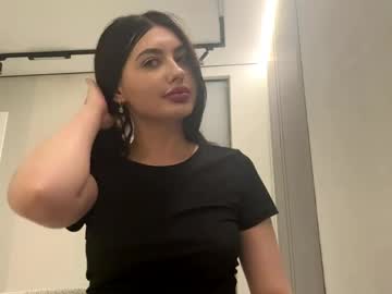 Catheywiswall Chaturbate stream image from May 20, 2026