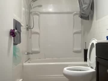 Raventhebigbodybitch Chaturbate stream image from May 20, 2026
