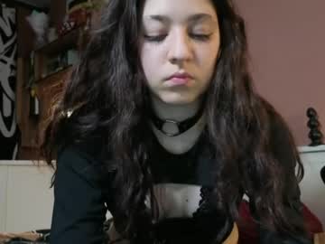 Daniellamintzer Chaturbate stream image from May 20, 2026