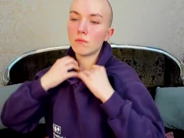 Patrickbevy Chaturbate stream image from May 20, 2026