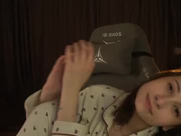 Luntiki Chaturbate stream image from May 21, 2026