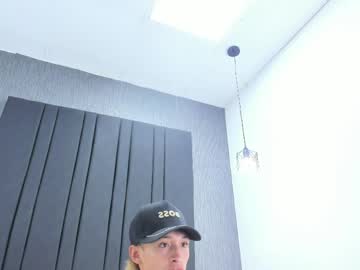 Mario_Collinss1 Chaturbate stream image from May 21, 2026
