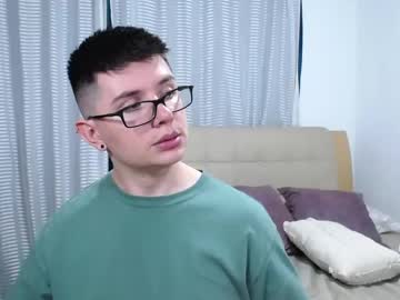 Kevinhunts Chaturbate stream image from May 21, 2026
