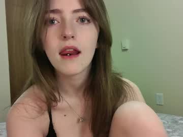Myrawood Chaturbate stream image from May 21, 2026