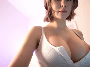 Teyyumi Chaturbate stream image from May 21, 2026