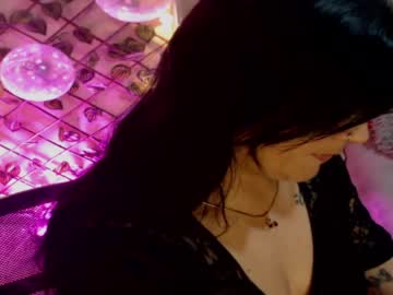 Antonellahill_ Chaturbate stream image from May 21, 2026