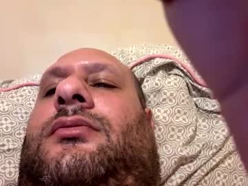 Coolosse33300 Chaturbate stream image from May 21, 2026