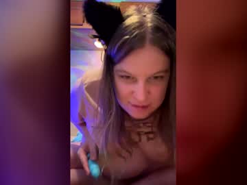 Jezziefoxygirl Chaturbate stream image from May 21, 2026