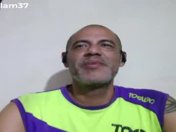 Retlam37 Chaturbate stream image from May 21, 2026