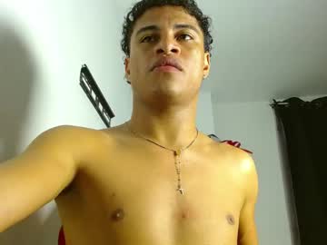 America_27 Chaturbate stream image from May 21, 2026