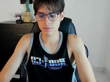 Ryan_Bronw Chaturbate stream image from May 21, 2026