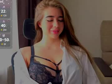 Evapuff Chaturbate stream image from May 21, 2026