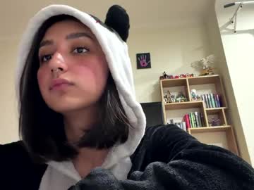 Tawnyamartinek Chaturbate stream image from May 21, 2026