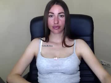Cammila_Horn Chaturbate stream image from May 21, 2026