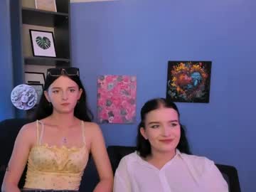 Jennakissu Chaturbate stream image from May 21, 2026