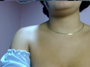 Lunakittyx_ Chaturbate stream image from May 21, 2026