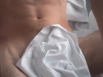Dickbboy19 Chaturbate stream image from May 21, 2026