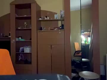 Eneidaginnery Chaturbate stream image from May 21, 2026