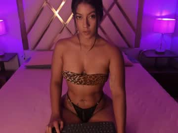 Liizjones Chaturbate stream image from May 21, 2026