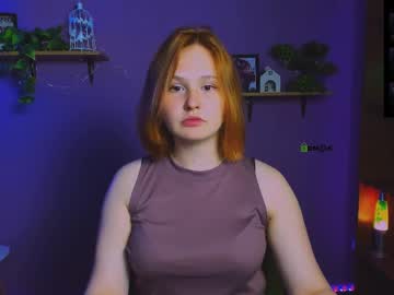 Vaiolet_Lovely Chaturbate stream image from May 21, 2026