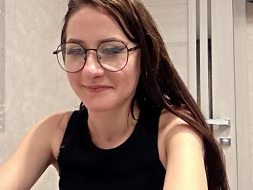 Evadevis Chaturbate stream image from May 21, 2026
