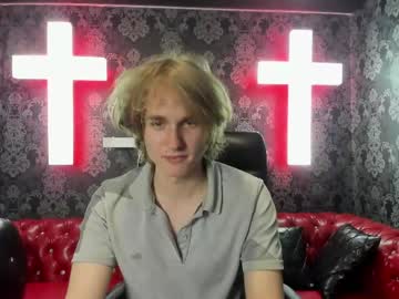 Finnbev Chaturbate stream image from May 21, 2026