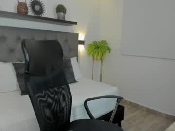 Anahi_Bridge Chaturbate stream image from May 21, 2026