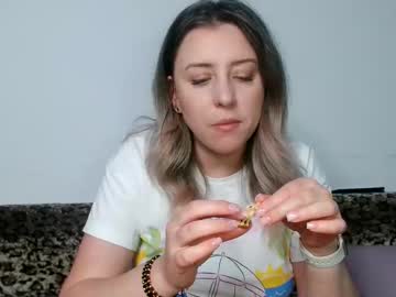 Dalyana22 Chaturbate stream image from May 21, 2026