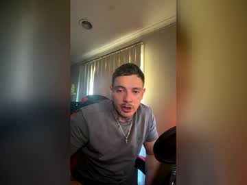 Jezzyboy692001 Chaturbate stream image from May 21, 2026