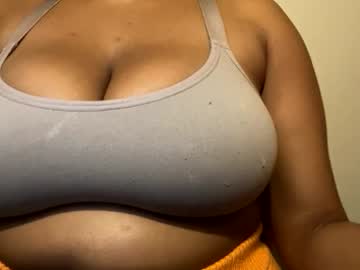 Spoilprincesschloee Chaturbate stream image from May 22, 2026