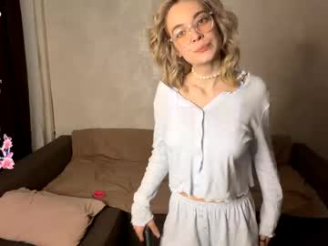Karlenegries Chaturbate stream image from May 22, 2026