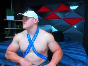 Leon_Ssmoron Chaturbate stream image from May 22, 2026
