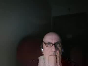 Needlesslove Chaturbate stream image from May 22, 2026