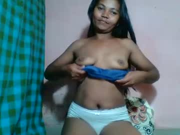 Kkerenina Chaturbate stream image from May 22, 2026