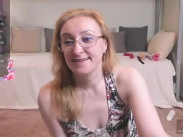 Madissonkiss Chaturbate stream image from May 22, 2026