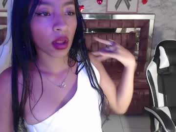 Adarasuri_V Chaturbate stream image from May 22, 2026