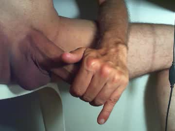 Erniemuyhot435811 Chaturbate stream image from May 22, 2026