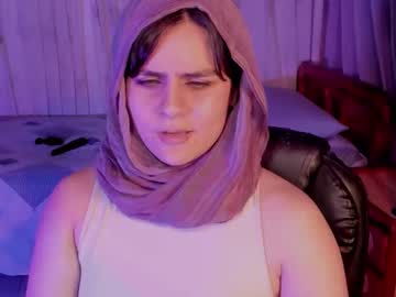 Isabellapornnn Chaturbate stream image from May 22, 2026