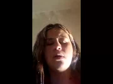 Lildemonnmrsinnocent Chaturbate stream image from May 22, 2026