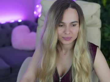 Jannetblond Chaturbate stream image from May 22, 2026