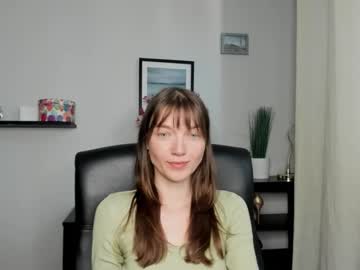 Kirabliss28 Chaturbate stream image from May 22, 2026