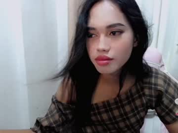 Khirthy_Lore Chaturbate stream image from May 22, 2026