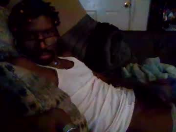 Sn0wman071 Chaturbate stream image from May 22, 2026
