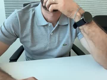 Backtoureon Chaturbate stream image from May 22, 2026