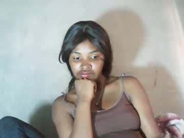 Mariah586 Chaturbate stream image from May 22, 2026